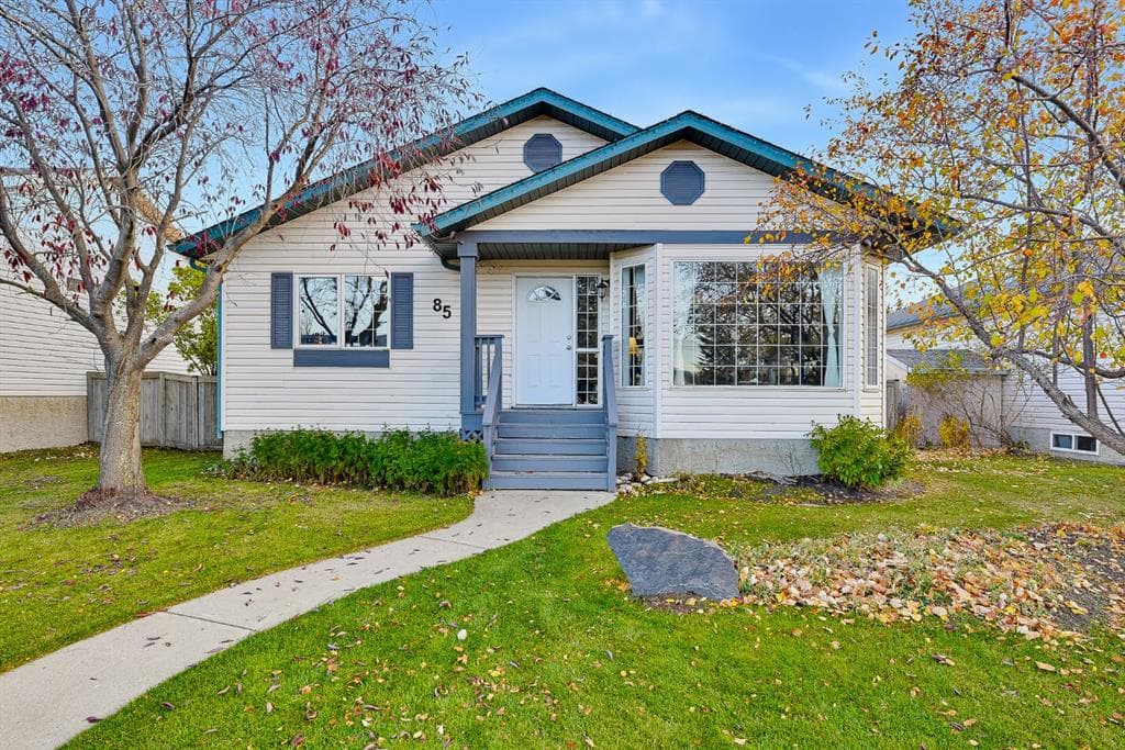 5-bed Detached for sale at 85 West Mcdougal Road, Cochrane