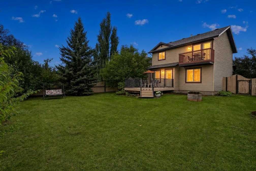 3-bed Detached for sale at 20 Chapman Court SE, Calgary