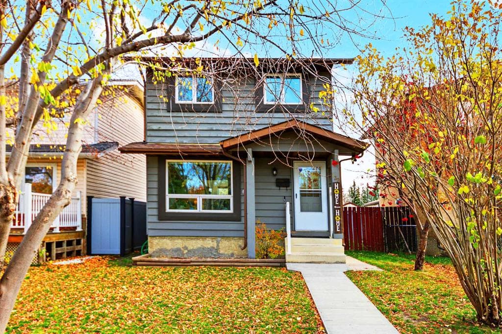 132 Shawmeadows Road SW — photo 1