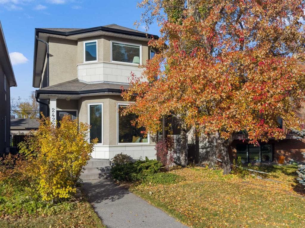 3-bed Detached for sale at 2422 3 Avenue NW, Calgary