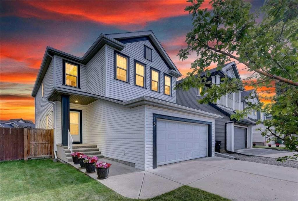 18 Copperstone Drive SE — photo 1