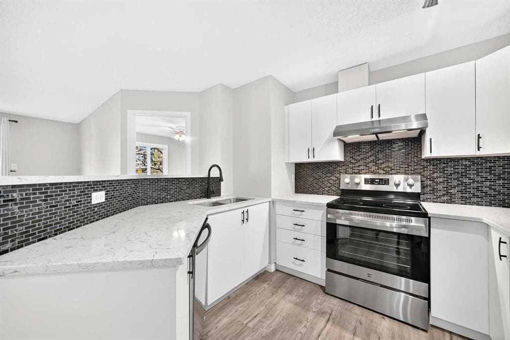 2105, 2371 Eversyde Avenue SW — photo 1