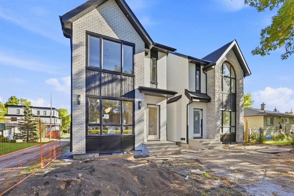 5-bed Detached for sale at 67 Holland Street NW, Calgary
