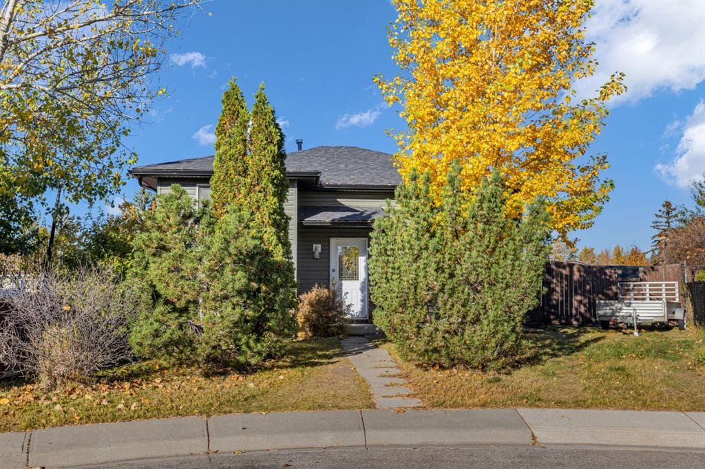 3-bed Detached for sale at 139 Falton Way NE, Calgary