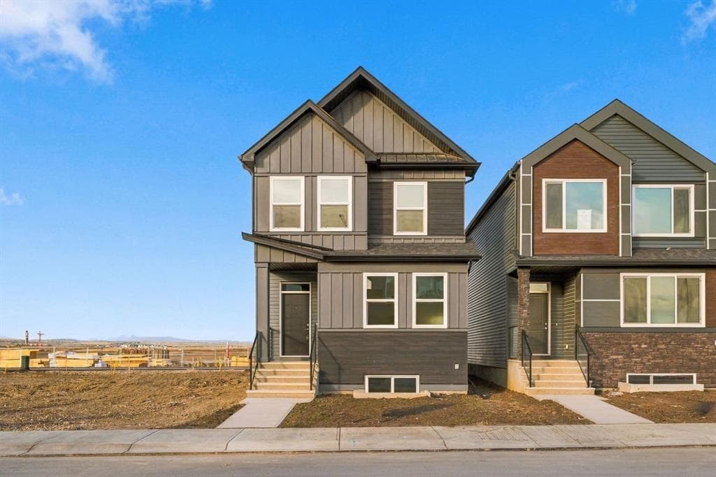 4-bed Detached for sale at 41 Rosemary Gardens SE, Calgary