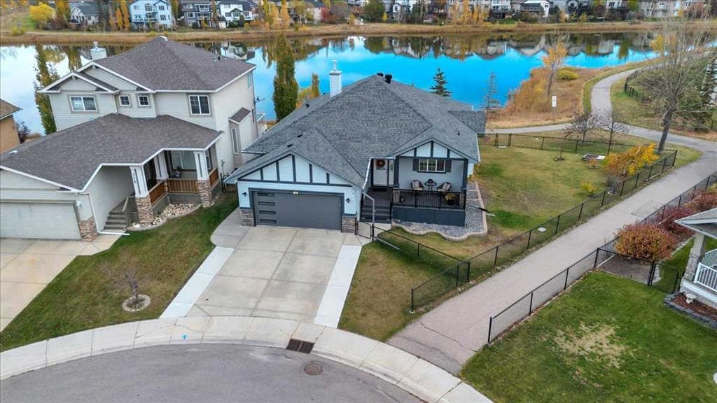 4-bed Detached for sale at 124 West Creek Glen, Chestermere