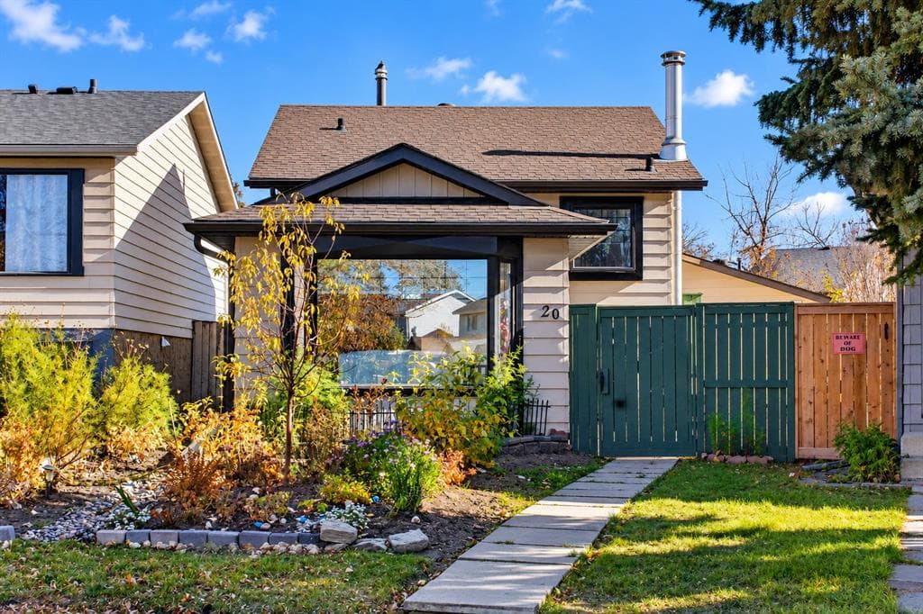 20 Erin Croft Place SE — photo 1