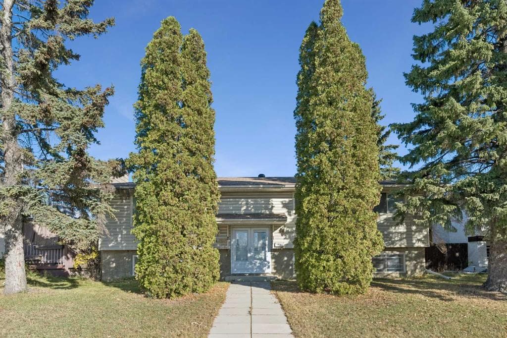 5-bed Detached for sale at 5128 Rundlehorn Drive NE, Calgary