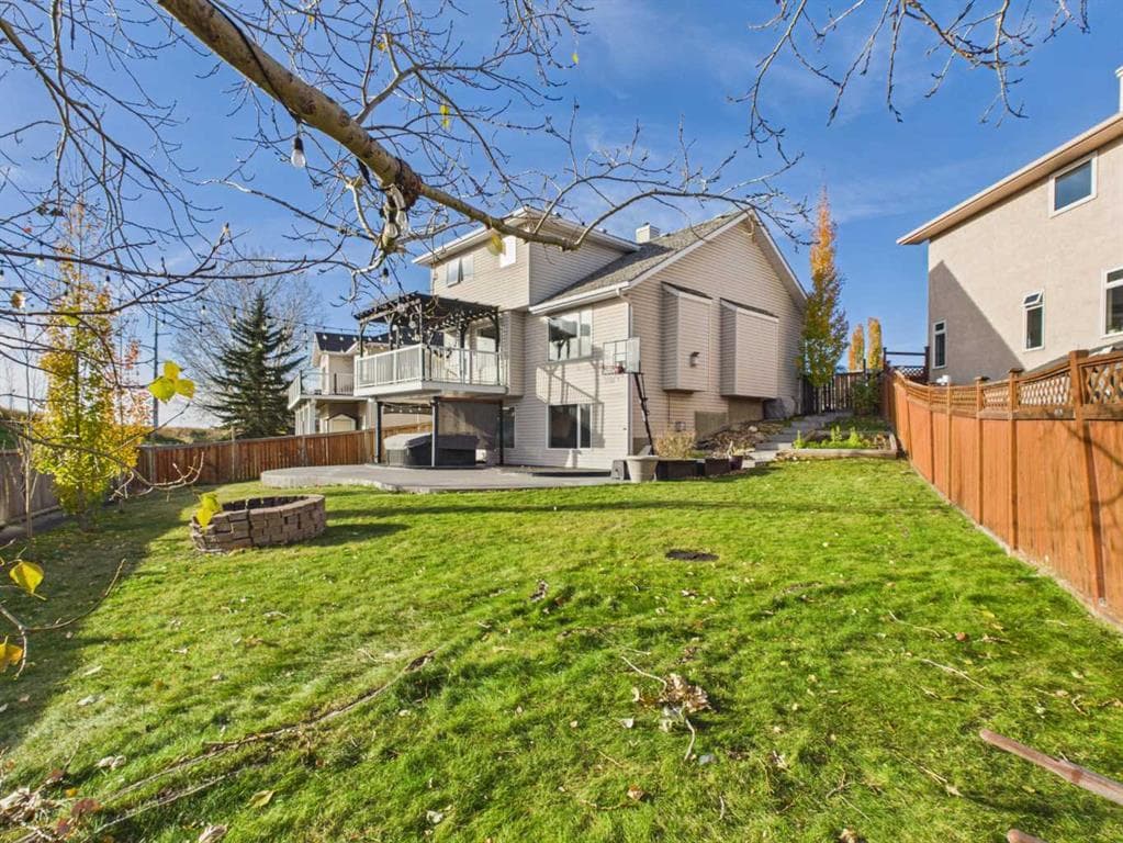 4-bed Detached for sale at 717 Sierra Madre Court SW, Calgary