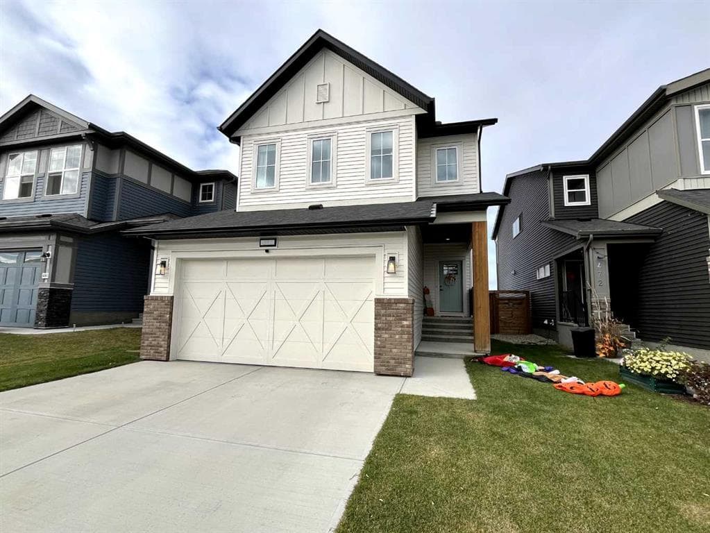 3-bed Detached for sale at 476 CHINOOK GATE SQUARE Street SW, Airdrie