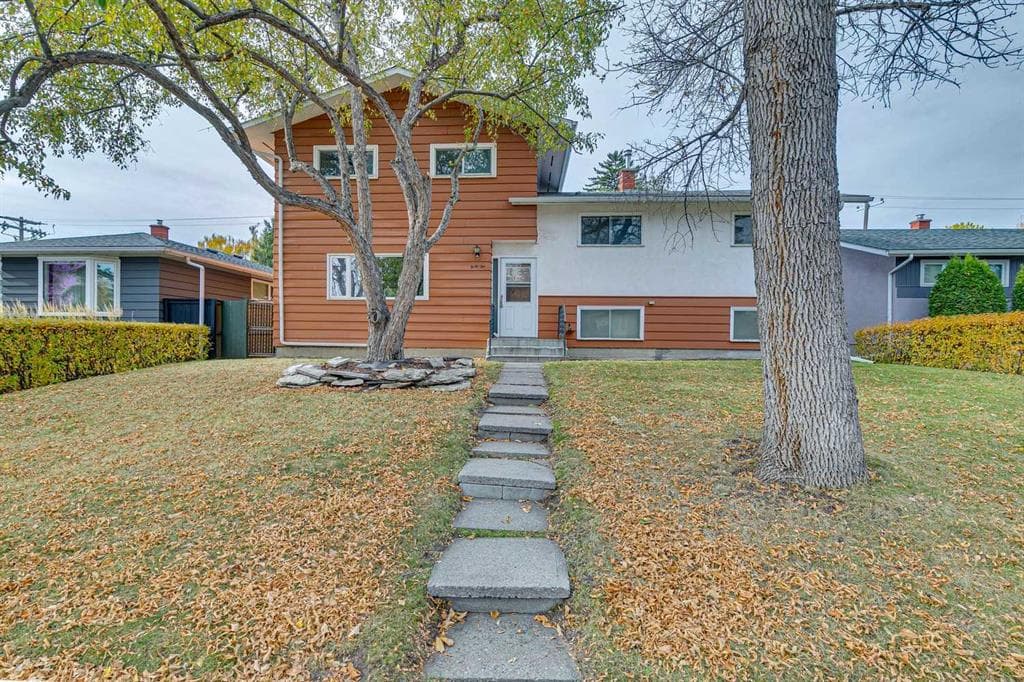 41 Fraser Road SE — photo 1