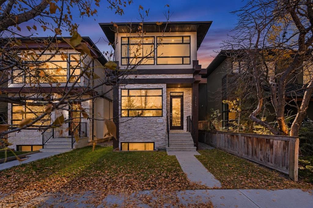 4-bed Detached for sale at 2115 Bowness Road NW, Calgary