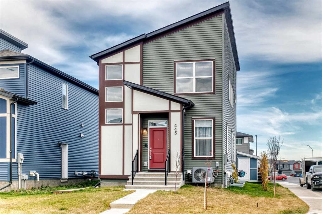 4-bed Detached for sale at 445 Belmont Park SW, Calgary
