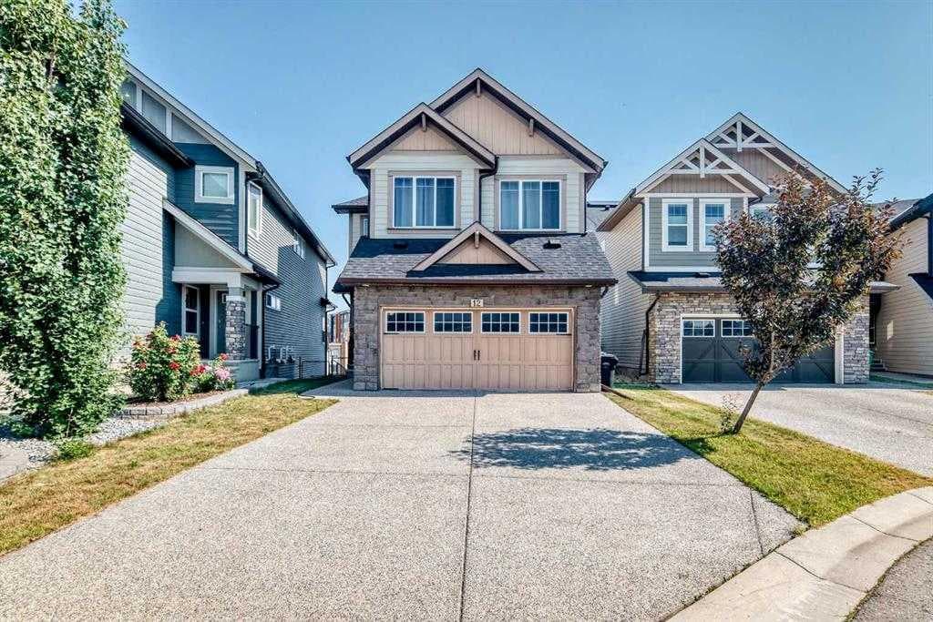 12 kincora Mews NW — photo 1