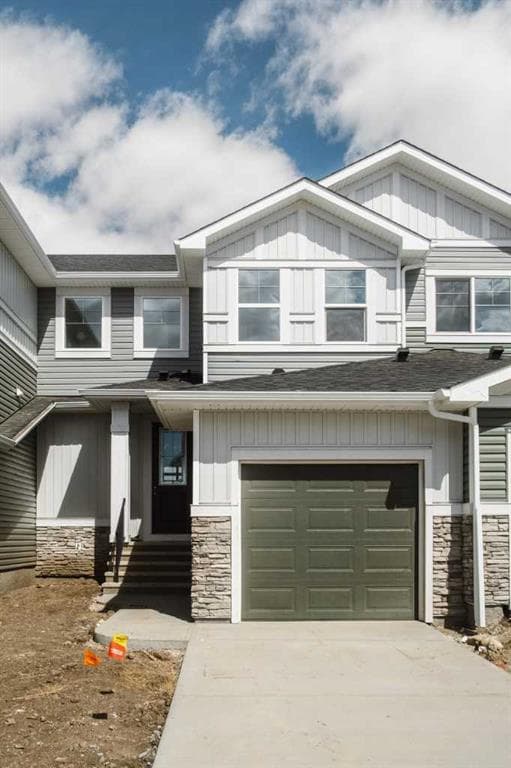3-bed Townhouse for sale at 312 Waterford Way, Chestermere
