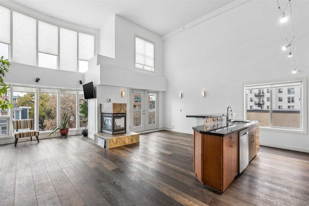 2-bed Apartment for sale at 407, 317 19 Avenue SW, Calgary
