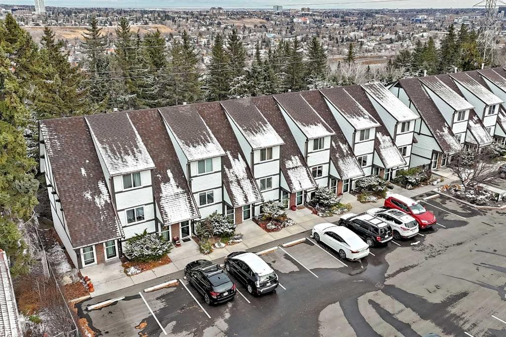 2-bed Townhouse for sale at 12, 304 Cedar Crescent SW, Calgary