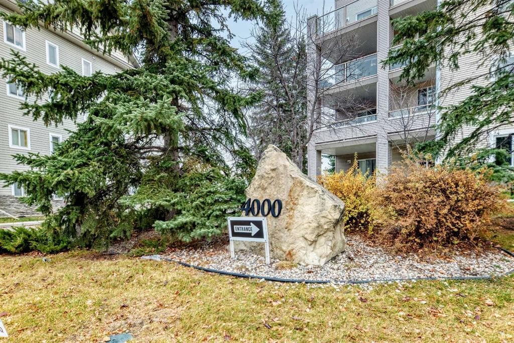 2-bed Apartment for sale at 106, 4000 Somervale Court SW, Calgary