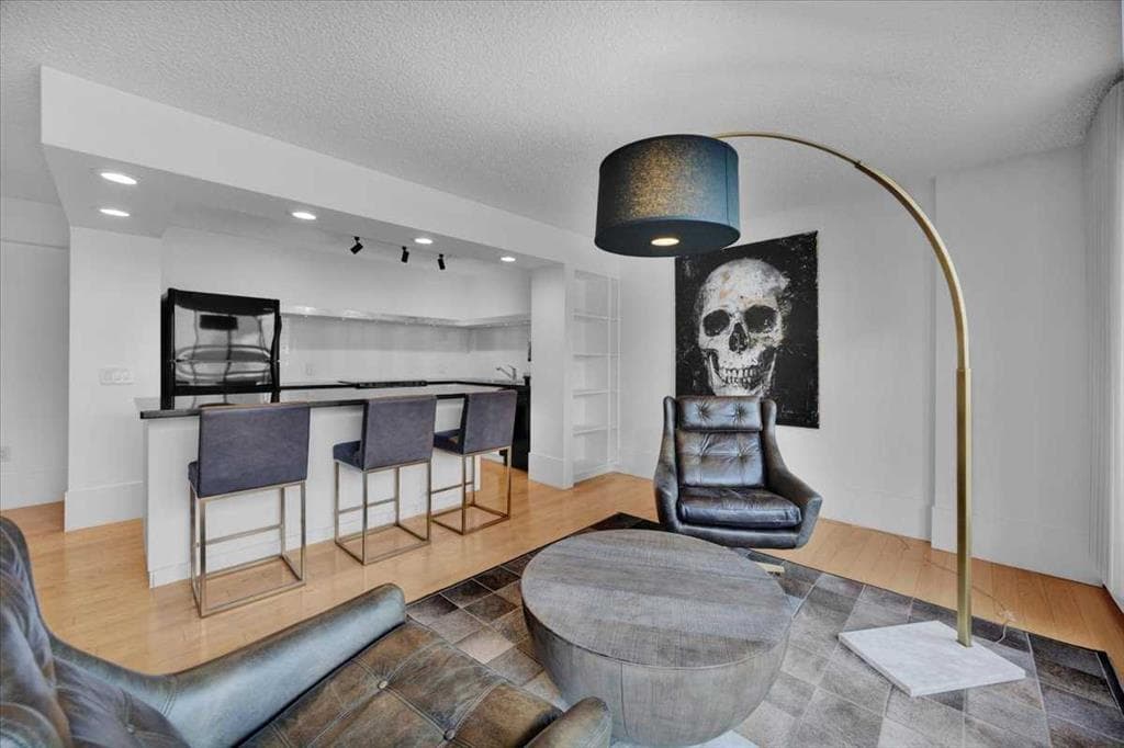 1-bed Apartment for sale at 801, 718 12 Avenue SW, Calgary