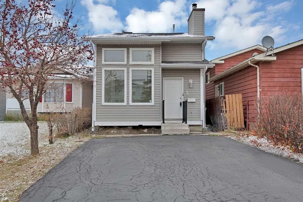 6-bed Detached for sale at 5 Martingrove Court NE, Calgary