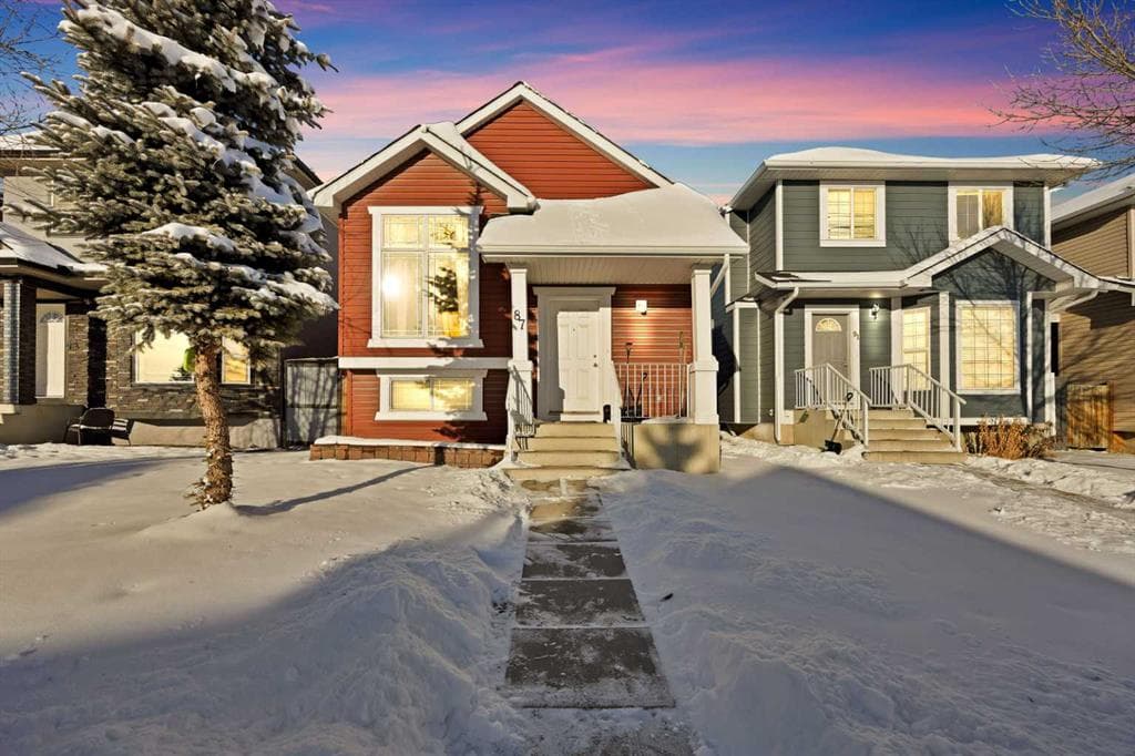 87 Taralea Gardens NE — photo 1