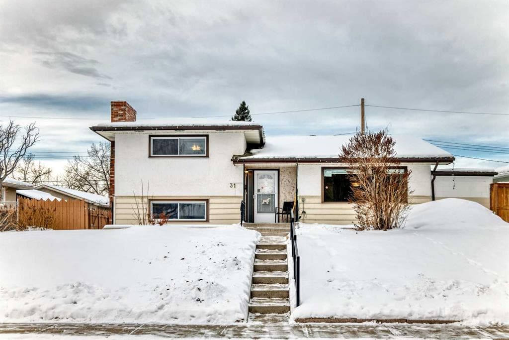 3-bed Detached for sale at 31 Fenton Road SE, Calgary