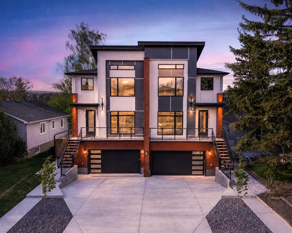 4-bed Semi-detached for sale at 422 36 Avenue NW, Calgary