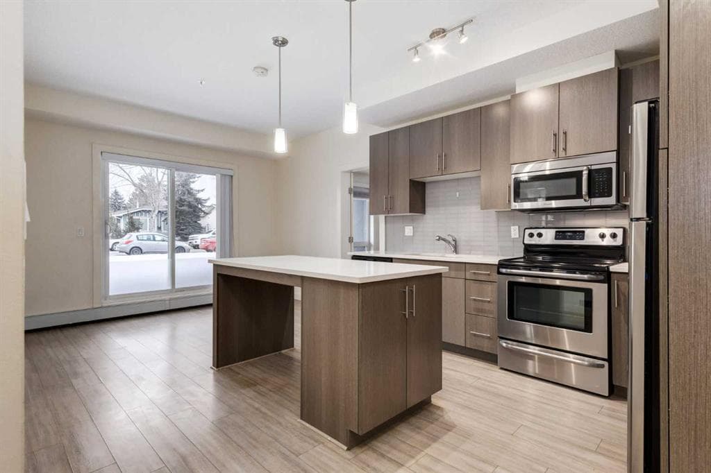 2-bed Apartment for sale at 102, 15233 1 Street SE, Calgary
