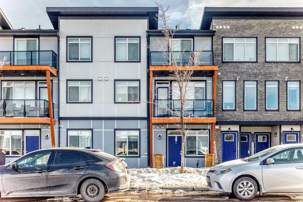 4697 SETON Drive SE — photo 1