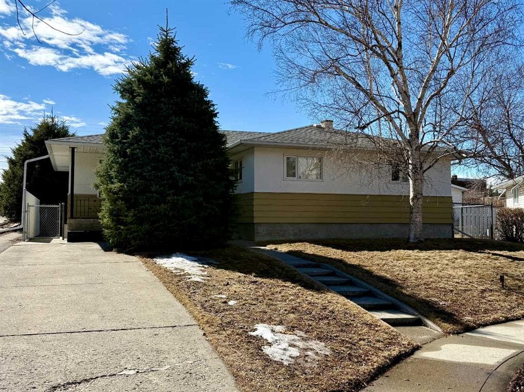 4-bed Detached for sale at 151 Fielding Drive SE, Calgary