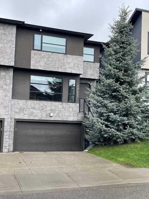 3-bed Semi-detached for sale at 1711 27 Street SW, Calgary