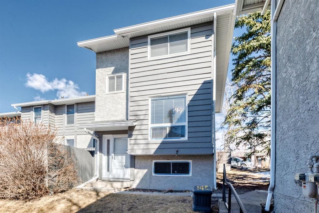 3-bed Townhouse for sale at 161, 6915 Ranchview Drive NW, Calgary