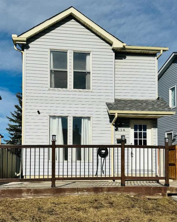 4-bed Detached for sale at 114 Castledale Way NE, Calgary