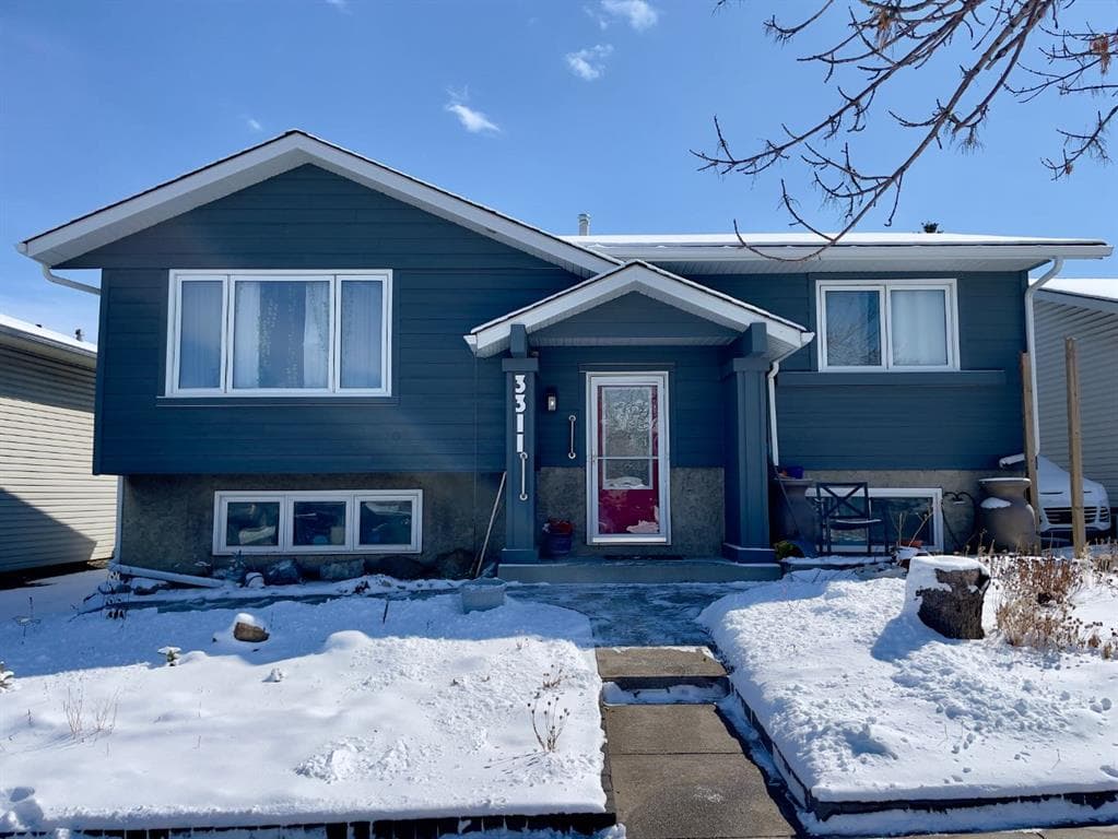 4-bed Detached for sale at 3311 Radcliffe Drive SE, Calgary