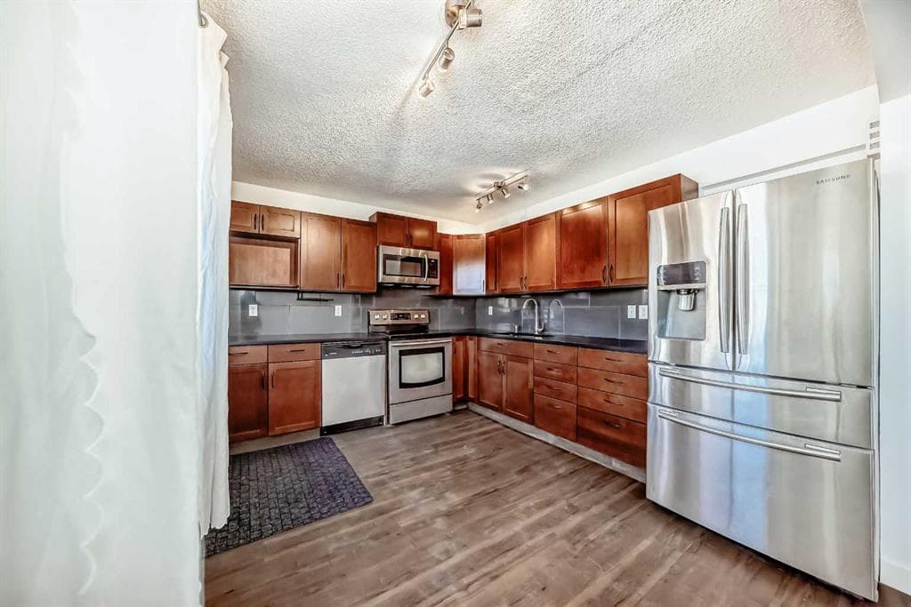 3-bed Detached for sale at 60 Erin Mount Crescent SE, Calgary