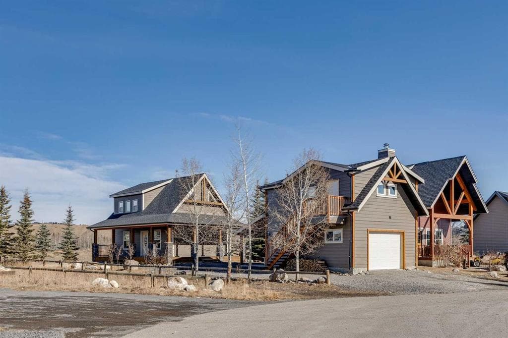 1-bed Detached for sale at 240 Cottageclub Crescent, Rural Rocky View County