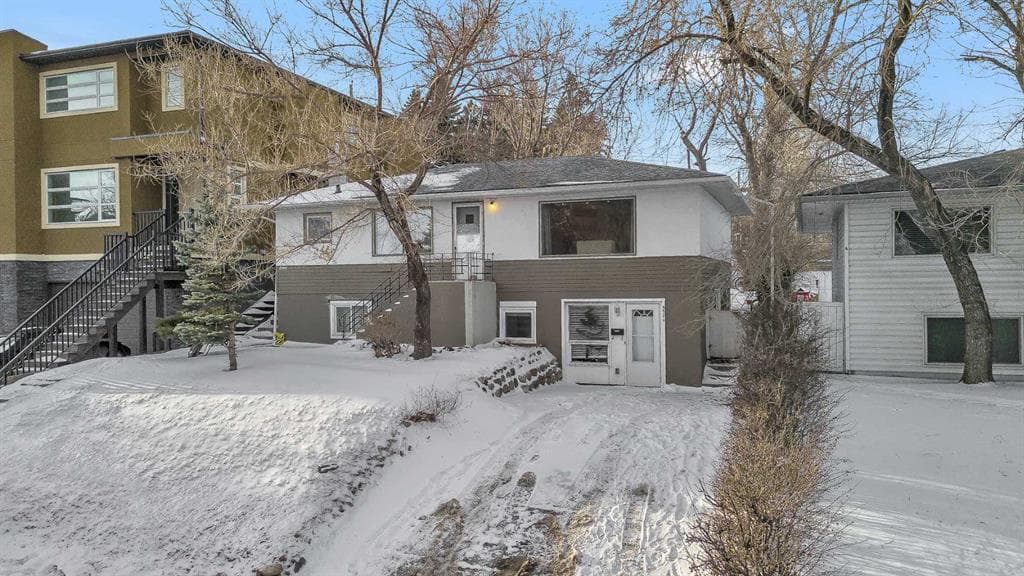 4-bed Detached for sale at 4617 Stanley Road SW, Calgary