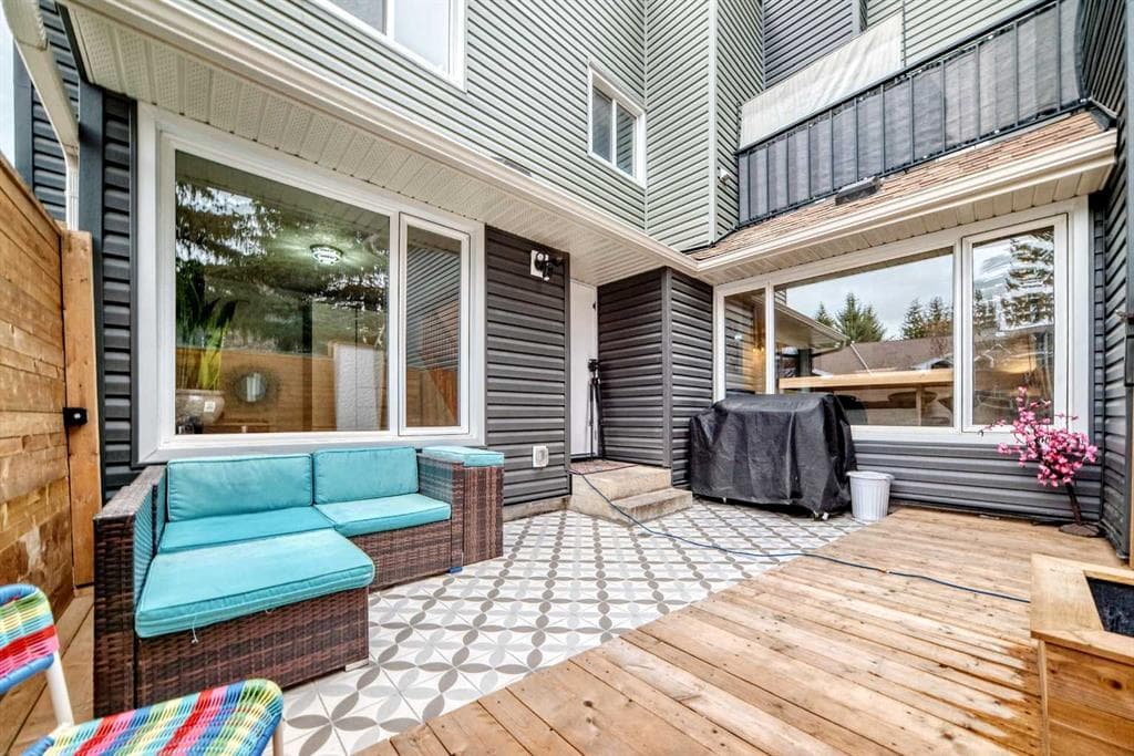 2-bed Townhouse for sale at 117, 36 Glamis Green SW, Calgary