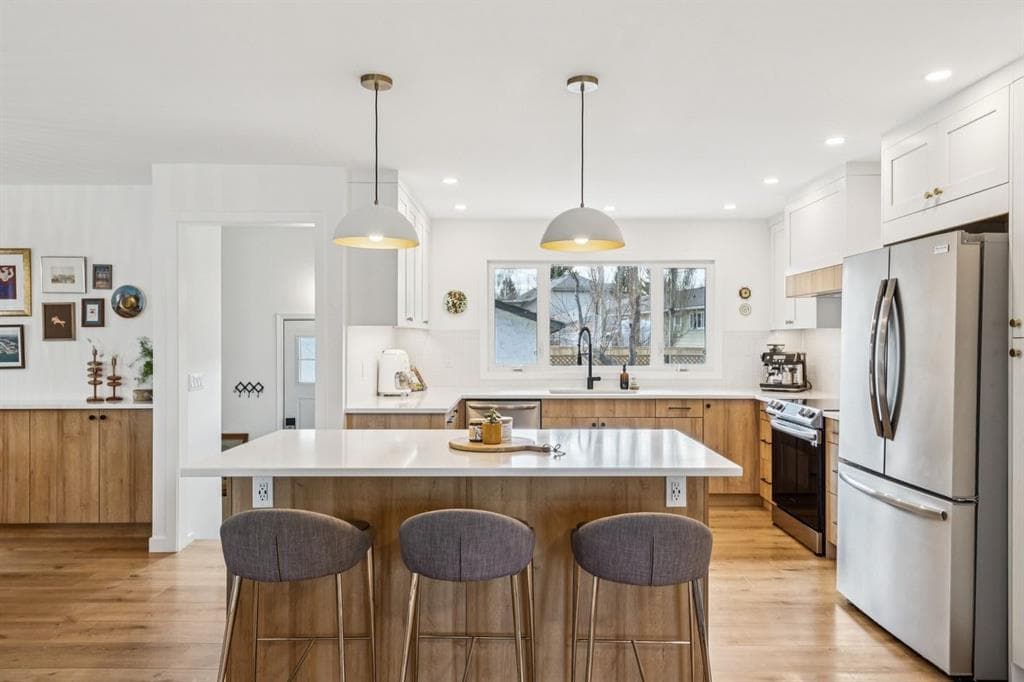 4-bed Detached for sale at 931 Parkwood Drive SE, Calgary