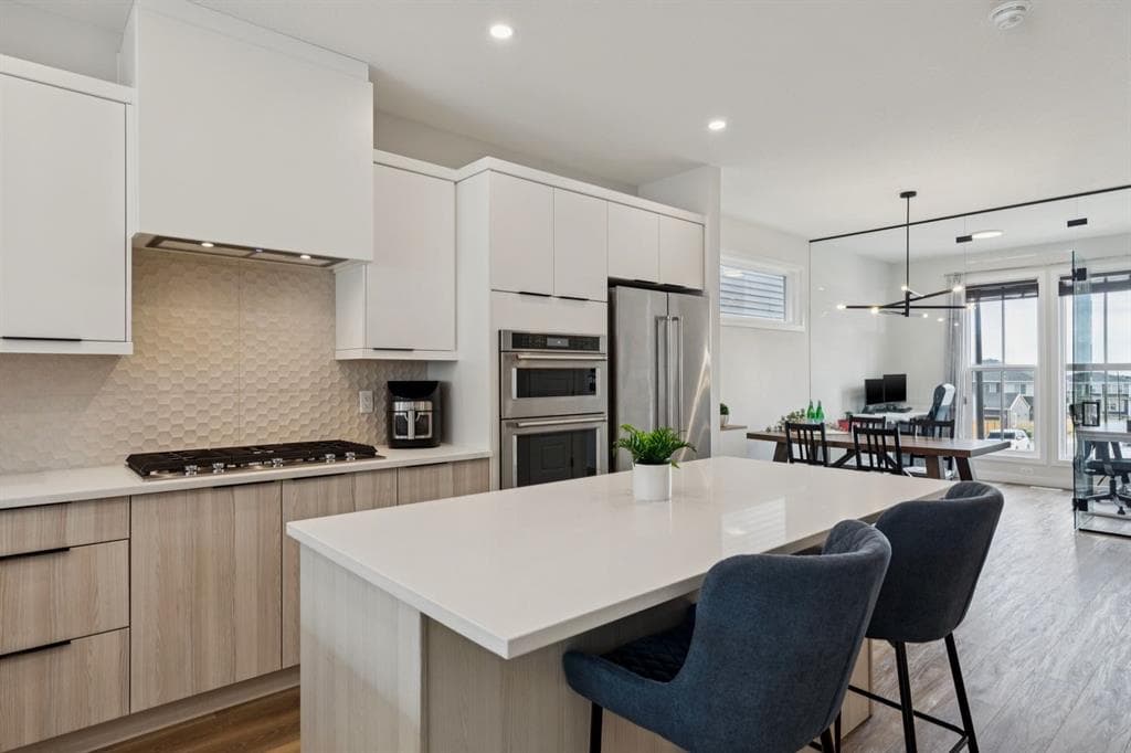 3-bed Detached for sale at 87 Aquila Way NW, Calgary