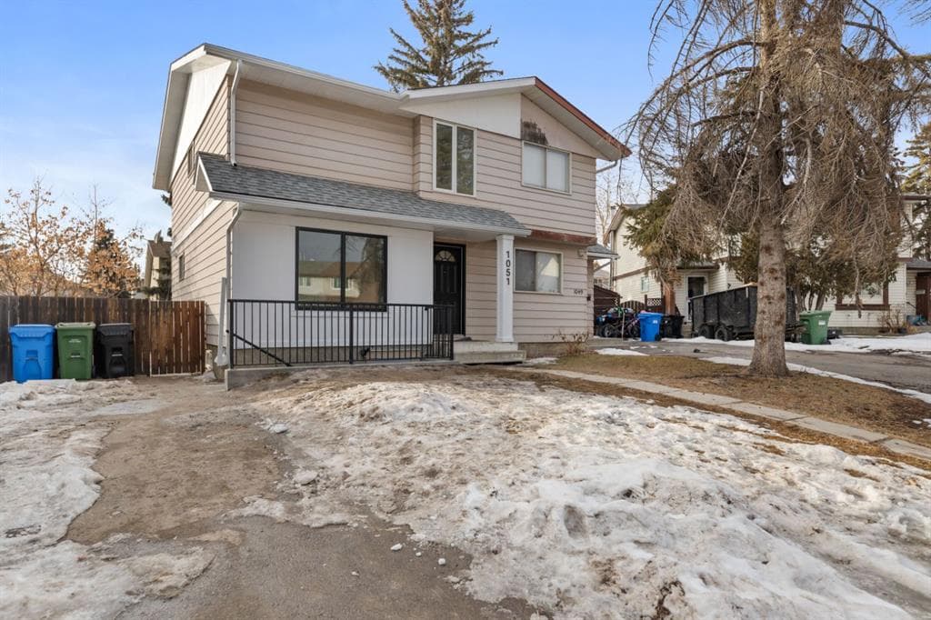 4-bed Semi-detached for sale at 1051 Fonda Court SE, Calgary