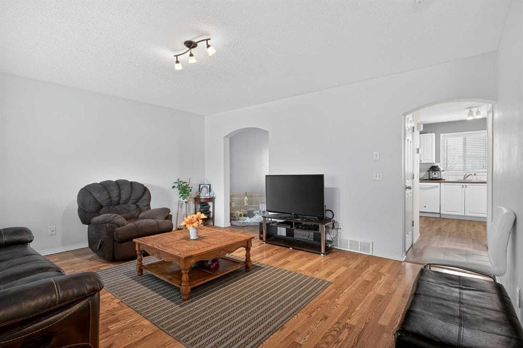 260 Stonemere Place — photo 1