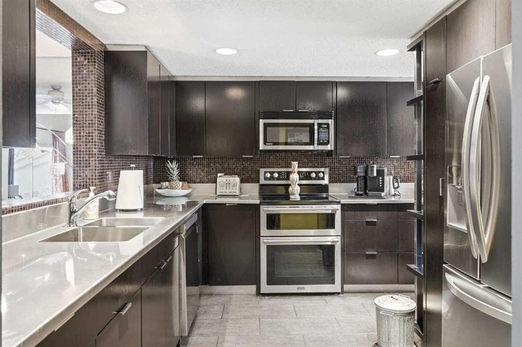 2-bed Townhouse for sale at 53, 5810 Patina Drive SW, Calgary