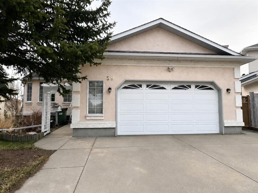 59 Edgebrook Circle NW — photo 1