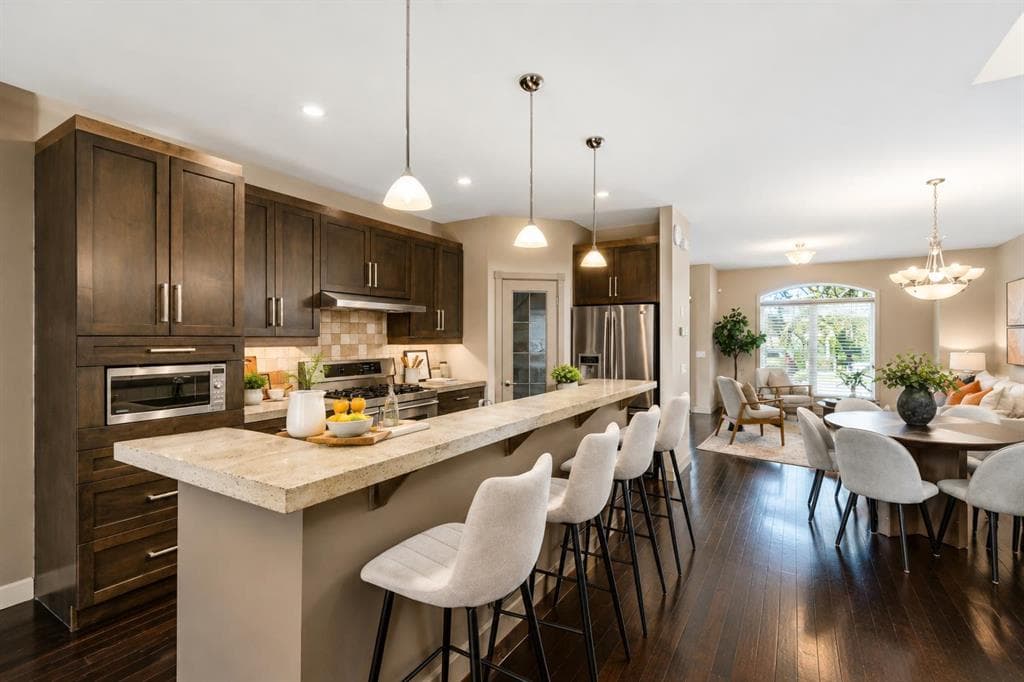 4-bed Semi-detached for sale at 409 19 Avenue NE, Calgary