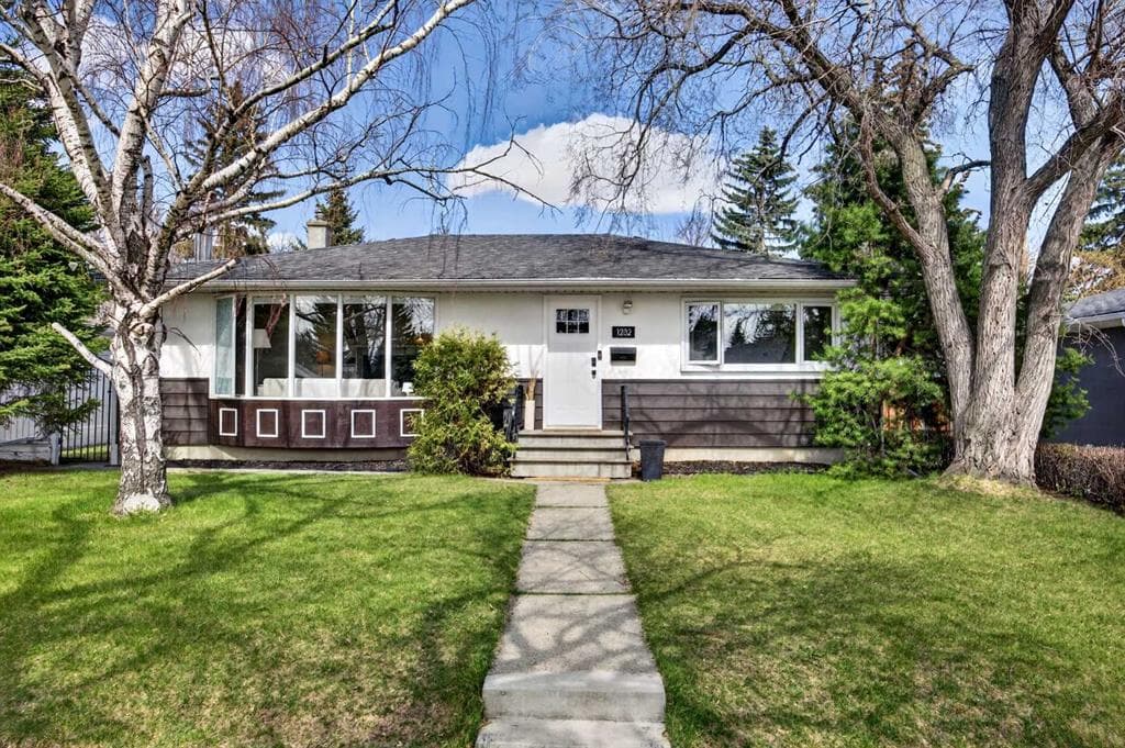 5-bed Detached for sale at 1232 40 Avenue NW, Calgary