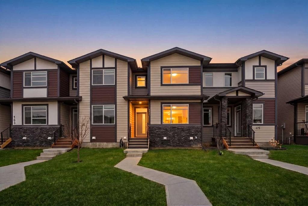 3-bed Townhouse for sale at 171 Wolf Creek Avenue SE, Calgary