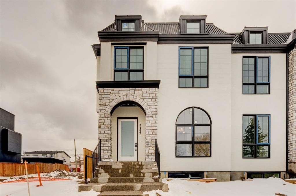 4-bed Semi-detached for sale at 2447 29 SW, Calgary