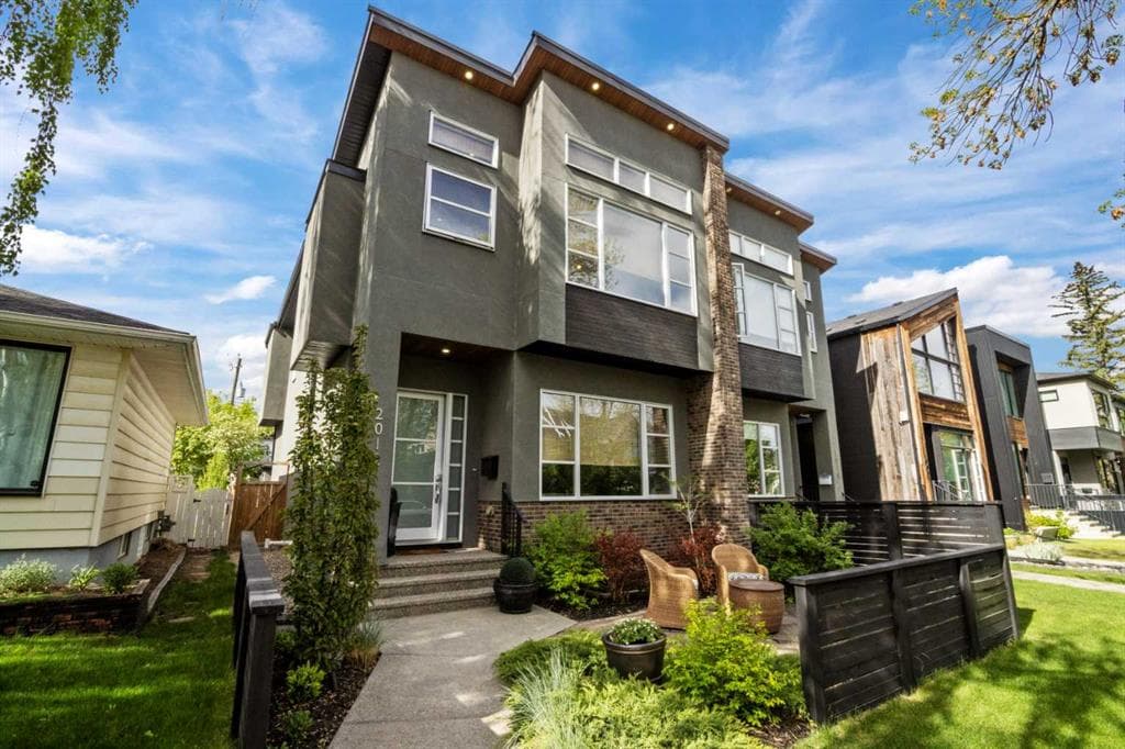 4-bed Semi-detached for sale at 2012 49 Avenue SW, Calgary