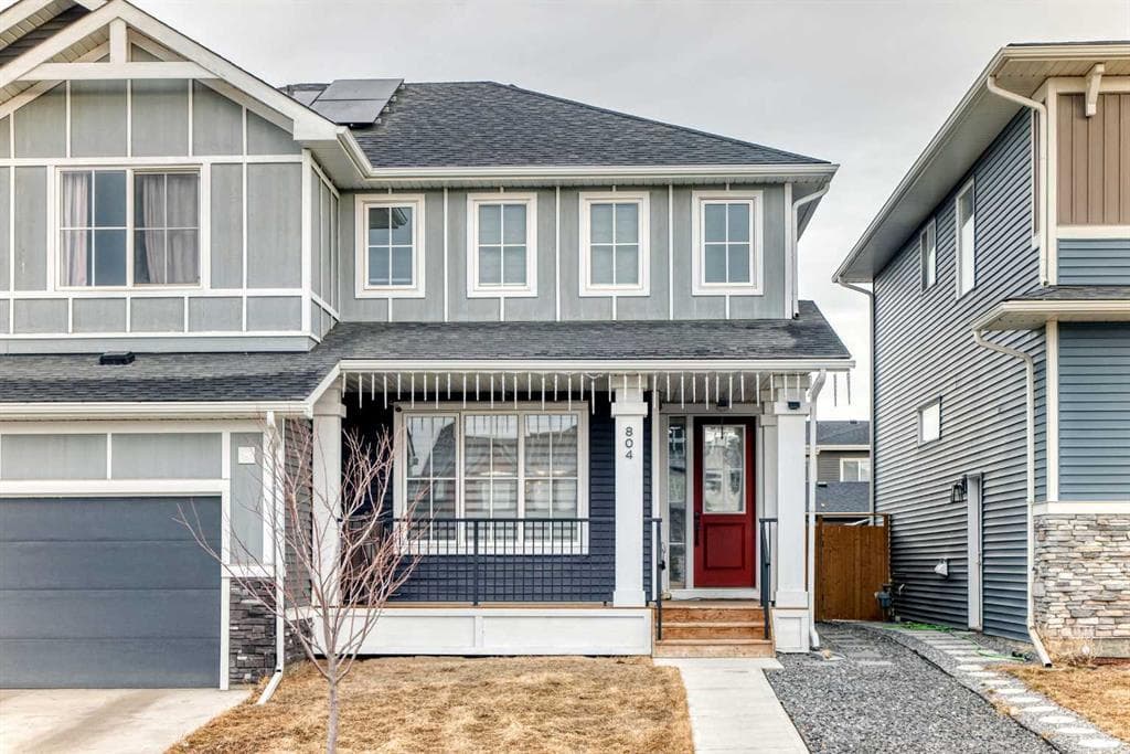 3-bed Semi-detached for sale at 804 Lawthorn Way SE, Airdrie